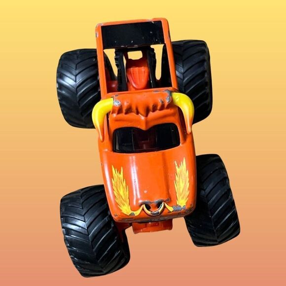 3 Monster Trucks Pop Sugar Dino Gator Monster Tori Loco Trucks - Picture 3 of 11